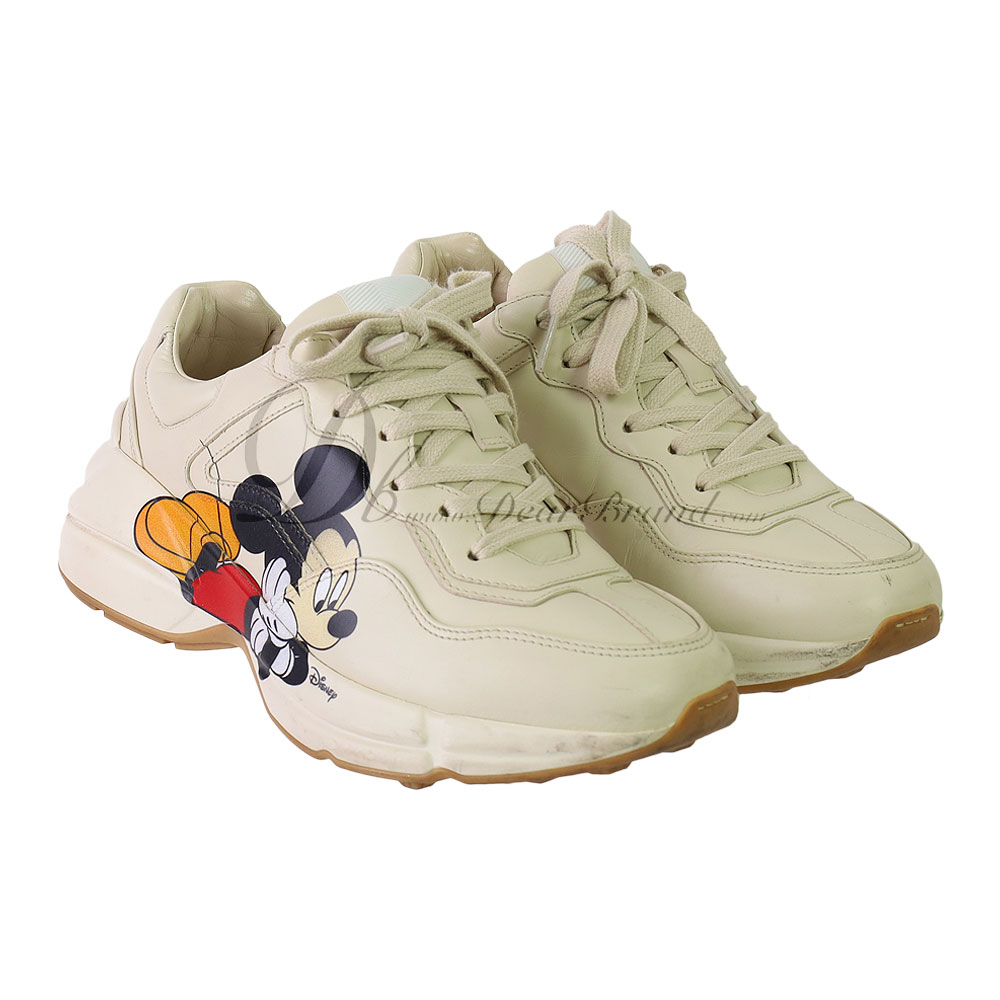 Robe ファッション ローブ Live Mizrahi Femmes Ecarlate Pompe Chaussures Isaac